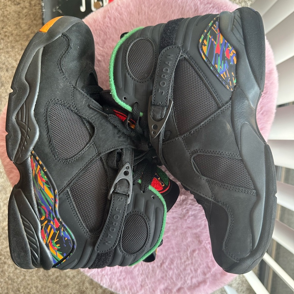 Jordan 8 Retro
